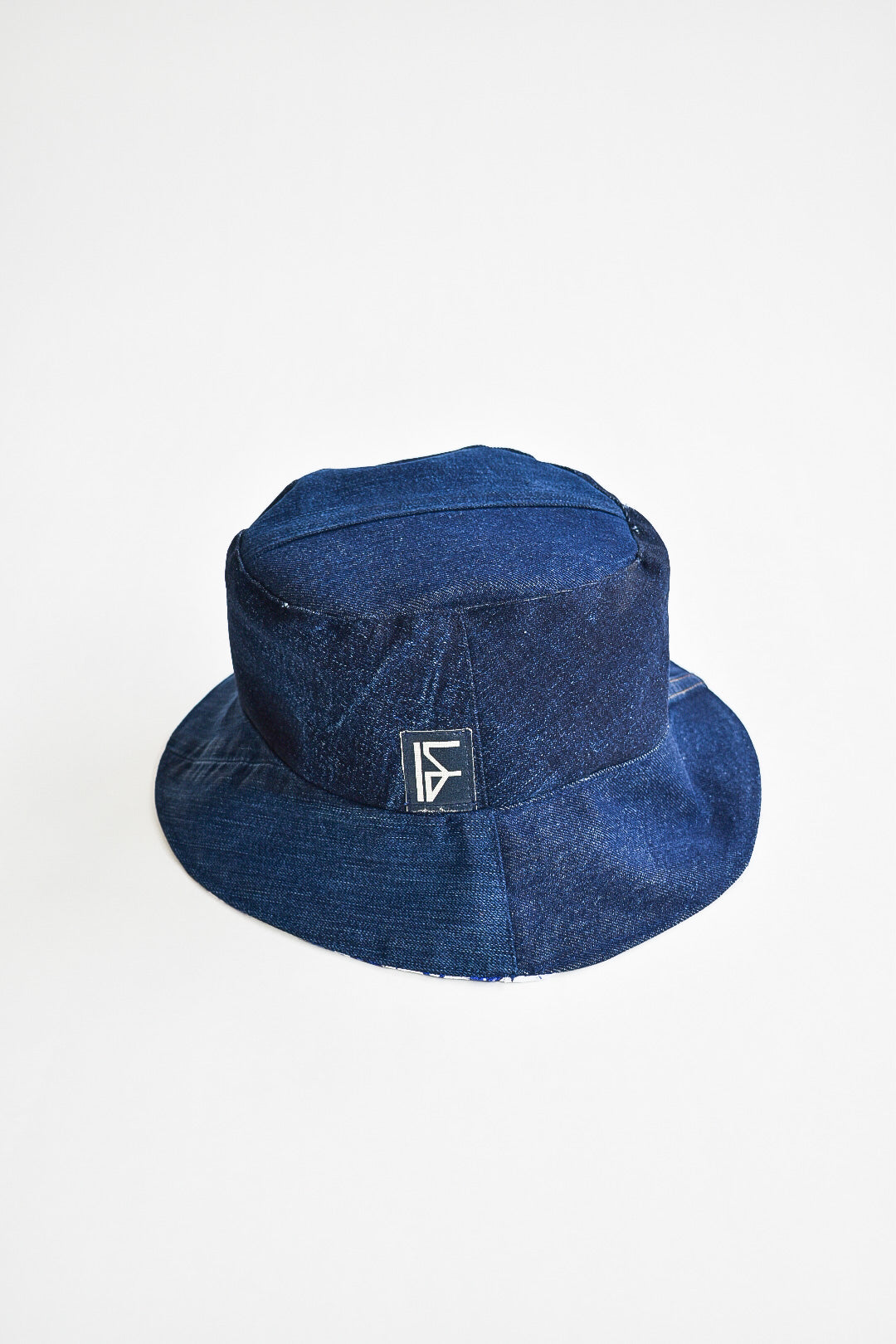 ALS DENIM | Blauwe bloesem emmer hoed