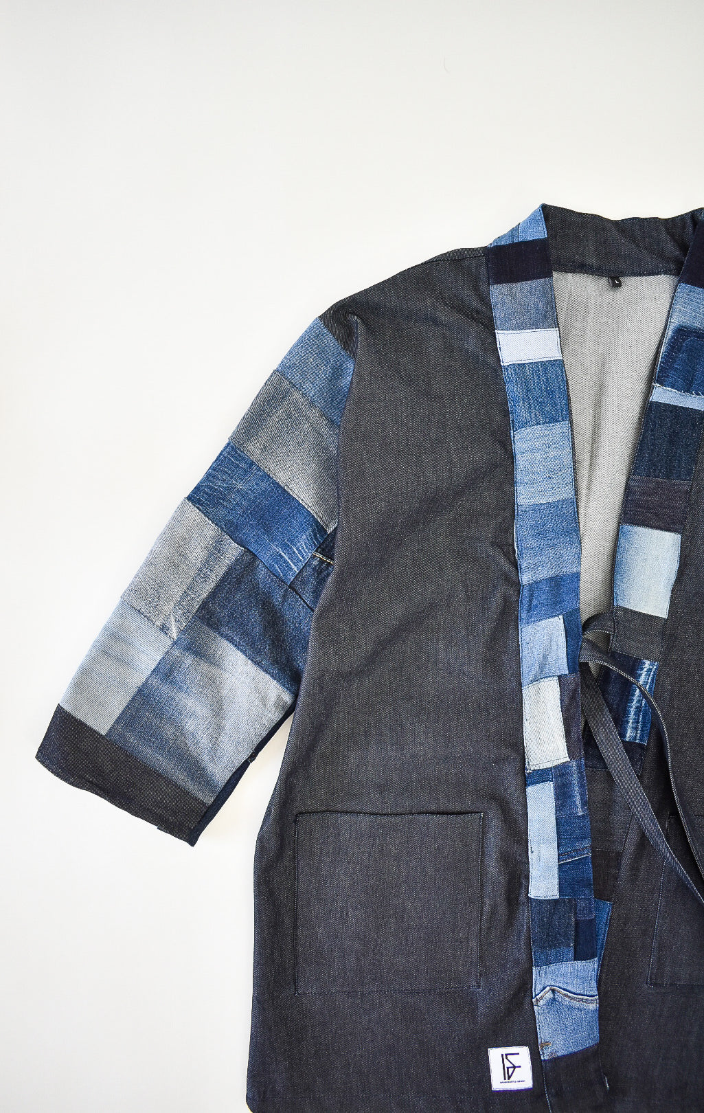 ALS DENIM | Duurzame handgemaakte patchwork-kimono, halflang
